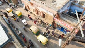 autorickshaws have been banned inside Tajganj
