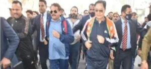 Kiren Rijiju and SP Singh Baghel at Agra Marathon