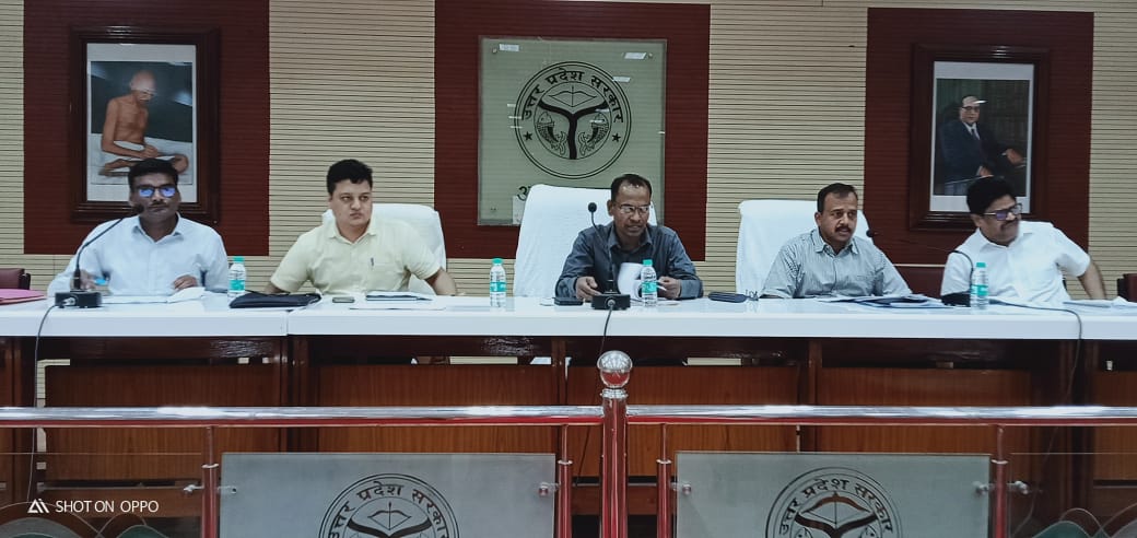 Road Safety Review Meeting in Agra