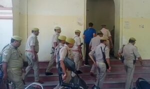 gangster escaped from agra court