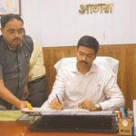 आगरा: जनशिकायतों के फर्जी निस्तारण पर डीएम का बड़ा एक्शन, सब रजिस्ट्रार का वेतन रोका, 4 एसडीएम को नोटिस