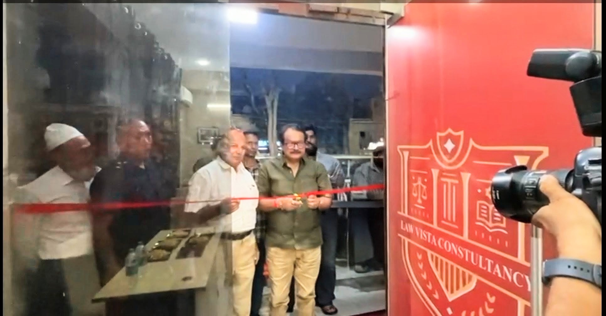 आगरा में लॉ विस्टा कंसल्टेंसी की नई शाखा का उद्घाटन, केंद्रीय मंत्री प्रो. बघेल ने बताया बड़ी उपलब्धि